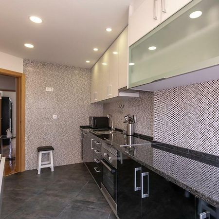Like-Home-T3 Apt-Campolide, Near Amoreiras Mall ลิสบอน ภายนอก รูปภาพ