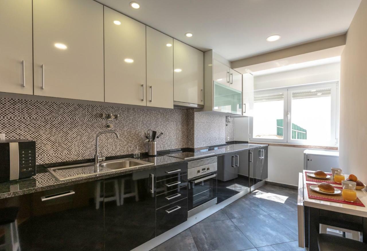 Like-Home-T3 Apt-Campolide, Near Amoreiras Mall ลิสบอน ภายนอก รูปภาพ